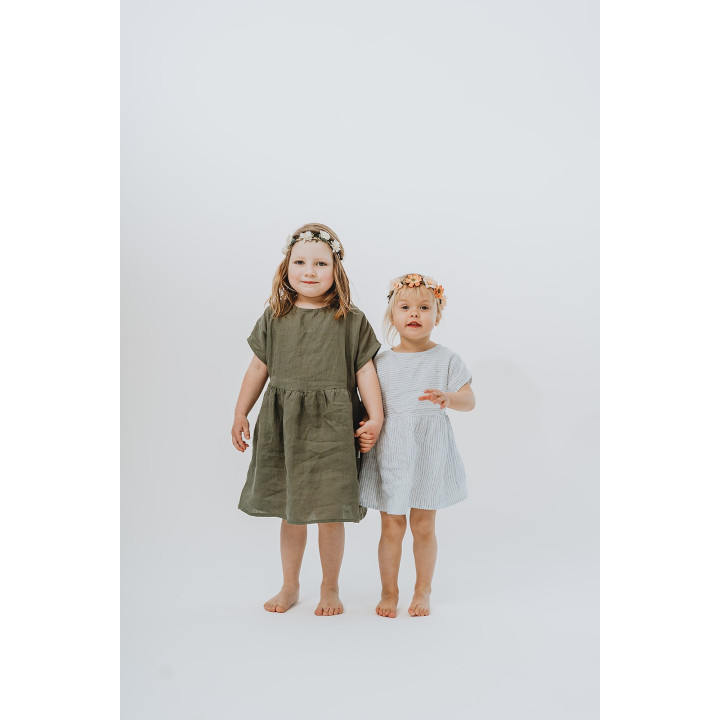Liten Lisa børnehørekjole (oliven)