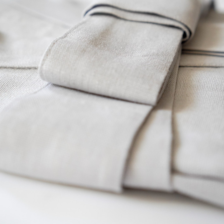 Linned kimono (grå) - lavet i Polen|Lennea