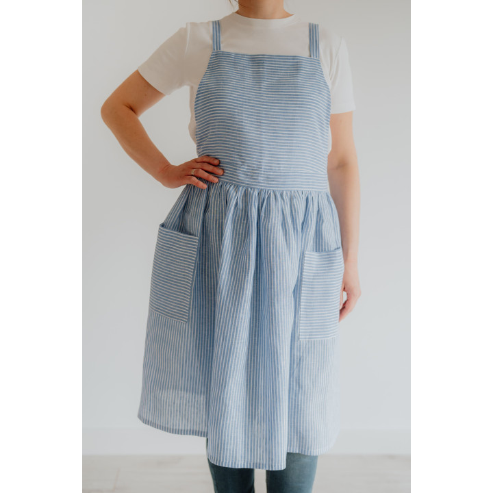 Lniany fartuch francuski niebieskie paski