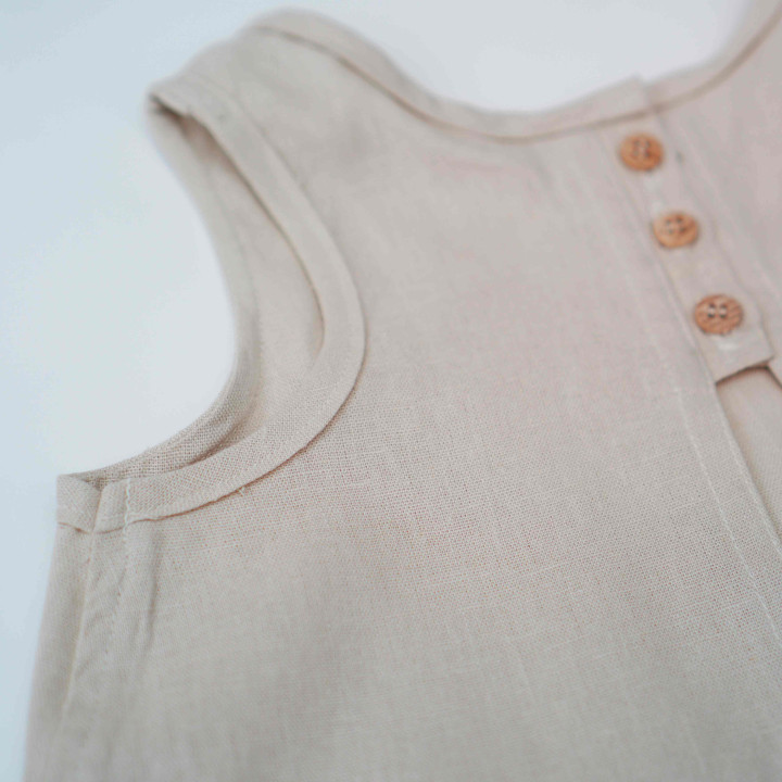 Kerstin børneforklæde (naturligt)