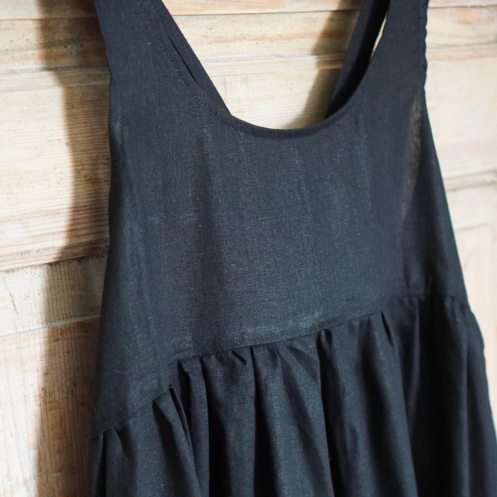 Mia kjole forklæde (sort) - 100% hør