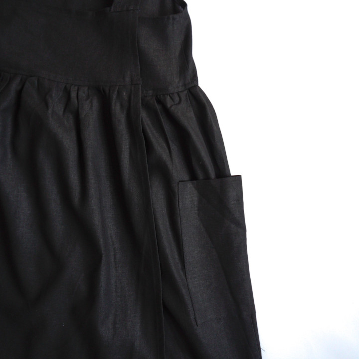 Mia kjole forklæde (sort) - 100% hør