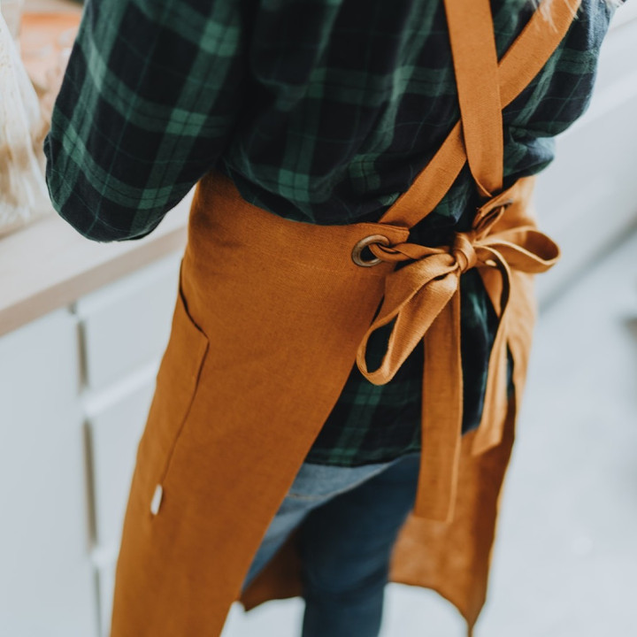 Forklæde til keramik (kanel) - 100% hør