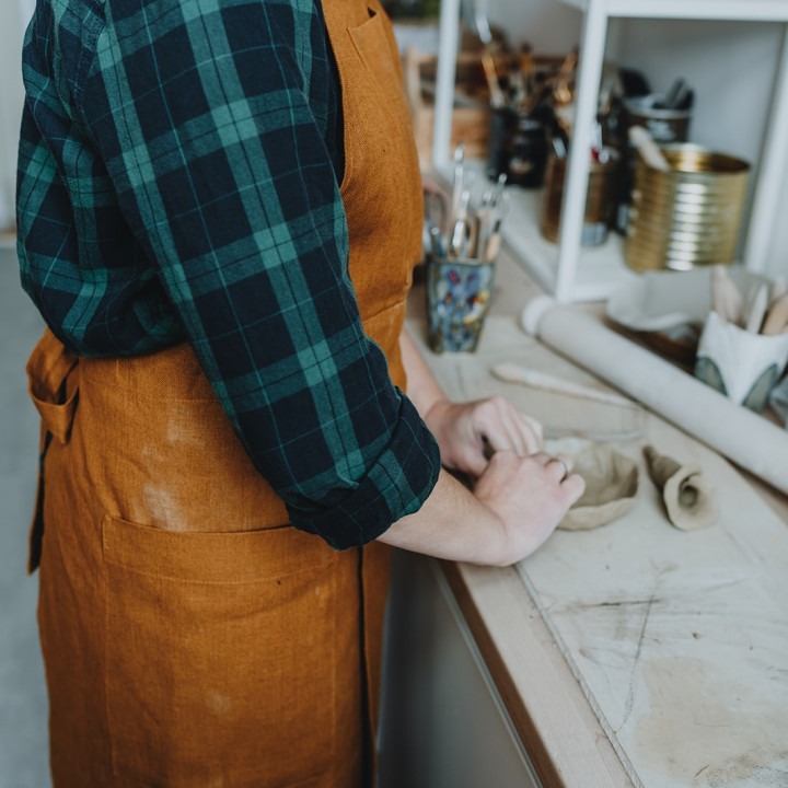 Forklæde til keramik (kanel) - 100% hør